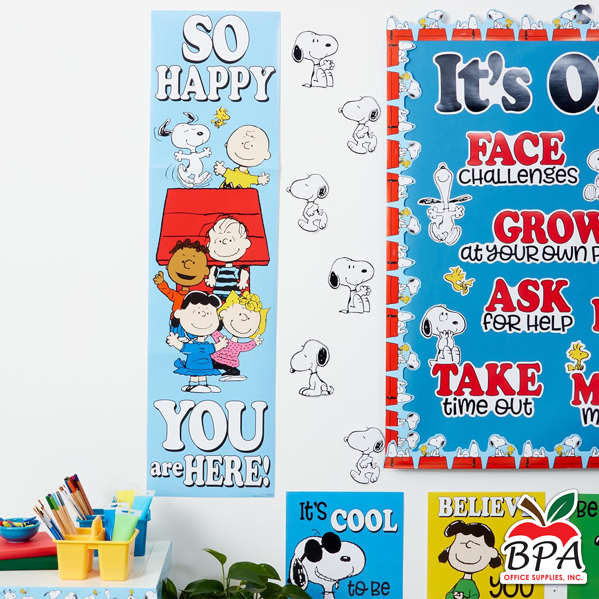 Teacher Created Resources •  Banner "Peanuts - So Glad You Are Here!"